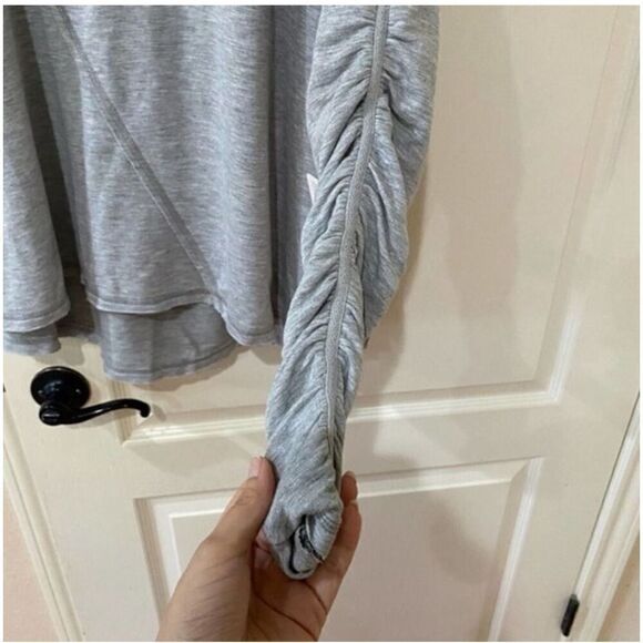 NWT Free People Pullover Size XS - Picture 4 of 5